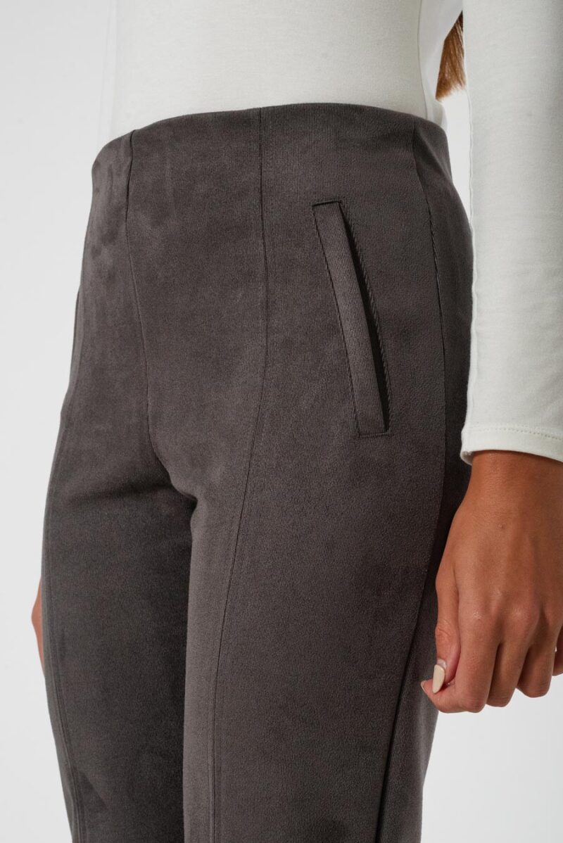 Alternative view of Pantalón Flare Fit Austin
