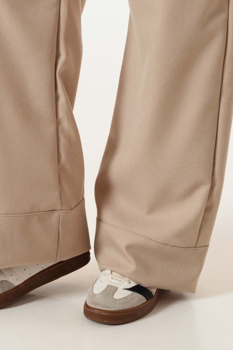 Alternative view of Pantalón Sastrero con recorte Wool