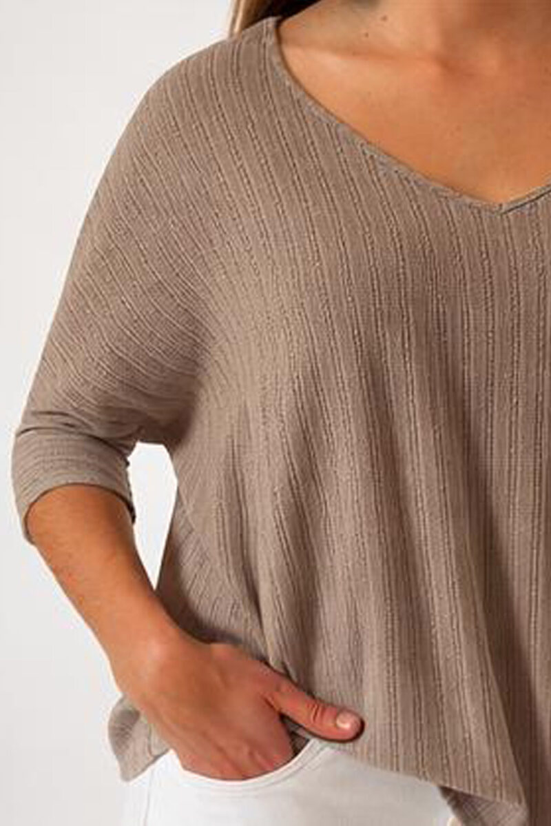 Alternative view of Remera V tejida Udine