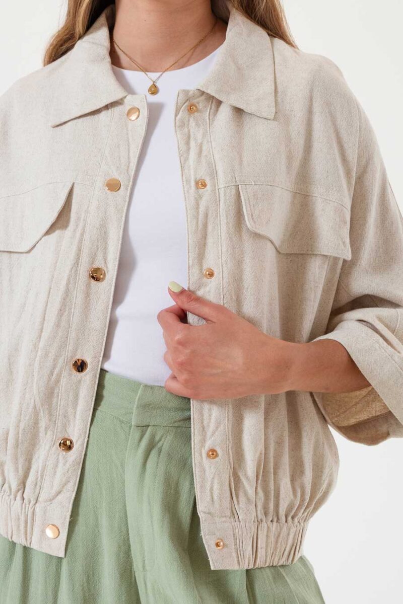 Alternative view of Chaqueta Lino con broches