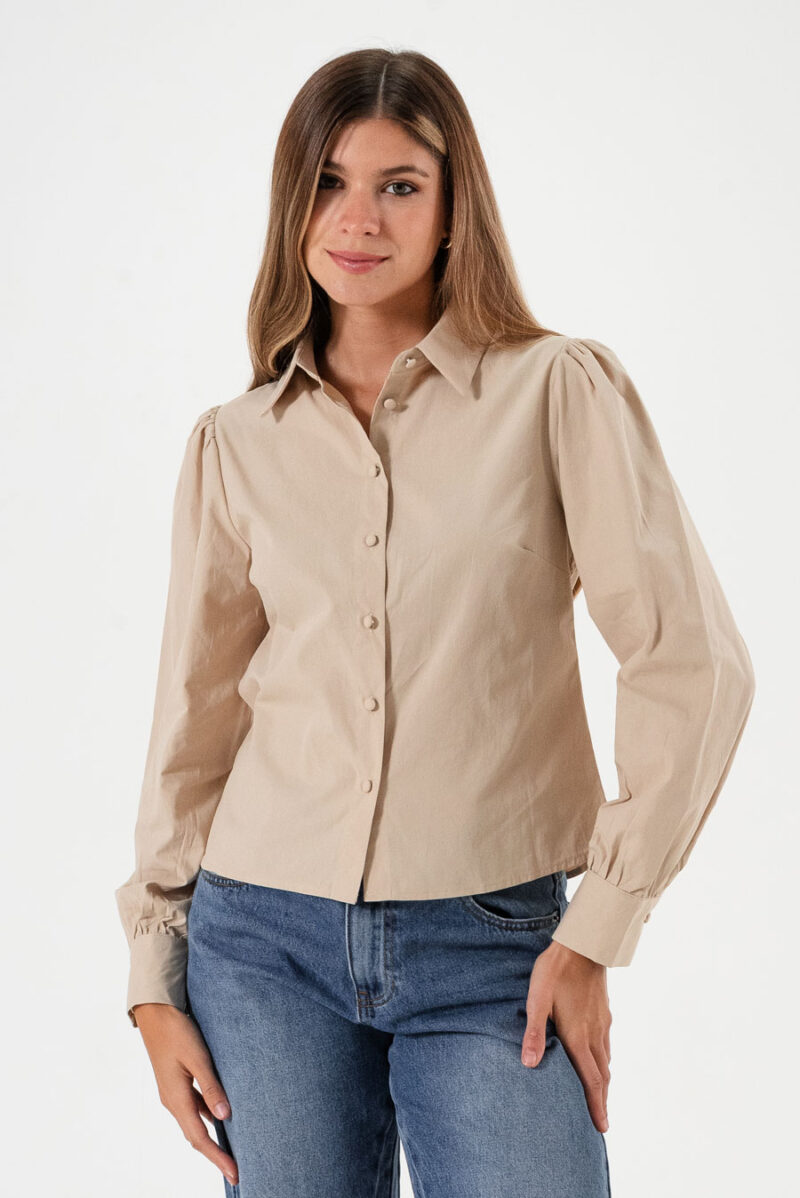 Camisa Puffy con botones forrados