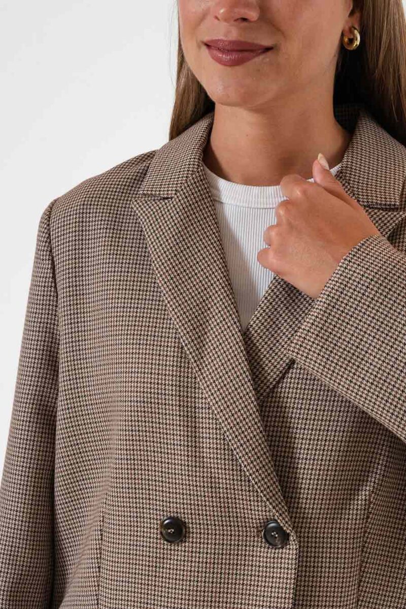 Alternative view of Saco Pied de Pouled Camille