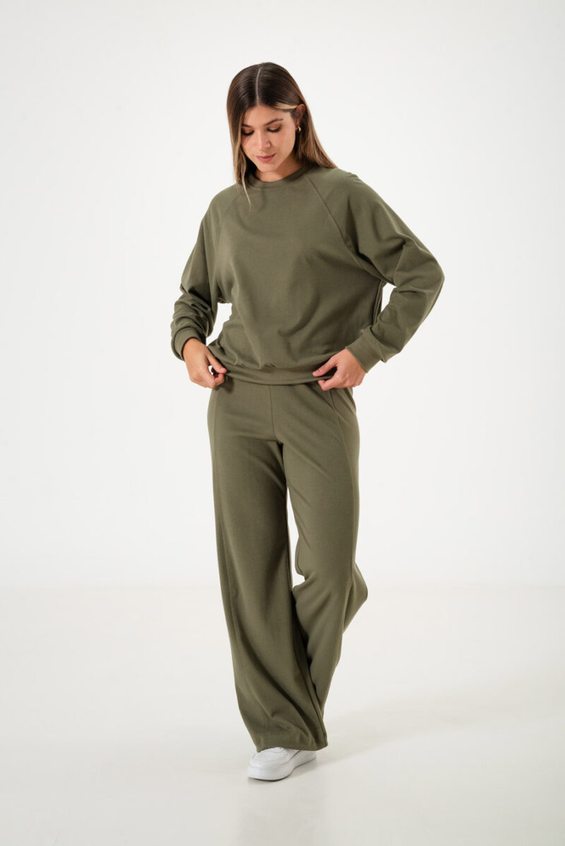 Alternative view of Buzo Ranglan Astoria