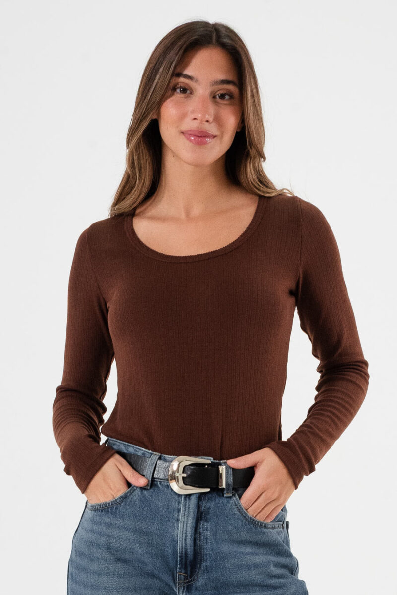 Remera Caladita Picot Brandy